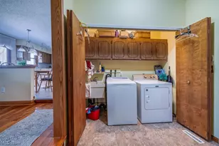 14272 E Hartford Dr, Strongsville, OH 44136 - Photo 16