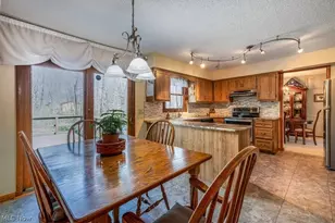 14272 E Hartford Dr, Strongsville, OH 44136 - Photo 4