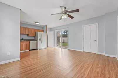 560 N Broadway Street, Medina, OH 44256 - Photo 4