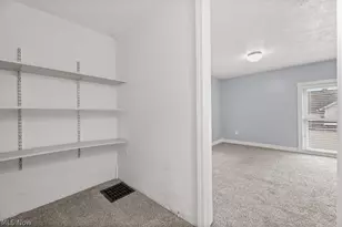 560 N Broadway St, Medina, OH 44256 - Photo 16
