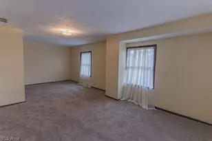51883 Telegraph, Amherst, OH 44001 - Photo 14