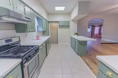 51883 Telegraph, Amherst, OH 44001 - Photo 24