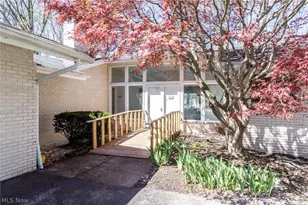 3970 E Meadow Ln, Orange Village, OH 44122 - Photo 2