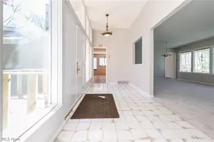 3970 E Meadow Ln, Orange Village, OH 44122 - Photo 4