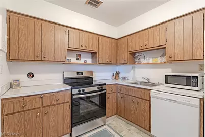 2720 Pease Drive #219N, Rocky River, OH 44116 - Photo 8