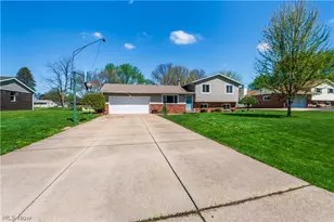 2375 Yorktown St NW, Uniontown, OH 44685 - Photo 2