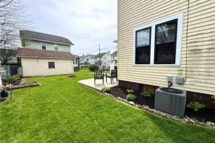 134 Roslyn Ave NW, Canton, OH 44708 - Photo 4