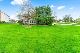 98 Jade Cir, Canfield, OH 44406 - Photo 20
