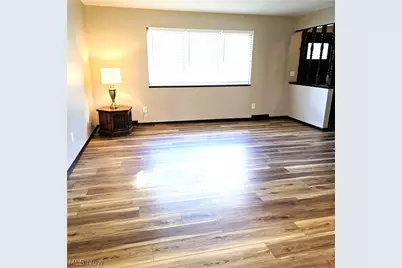 17016 Lanier Avenue, Strongsville, OH 44136 - Photo 6