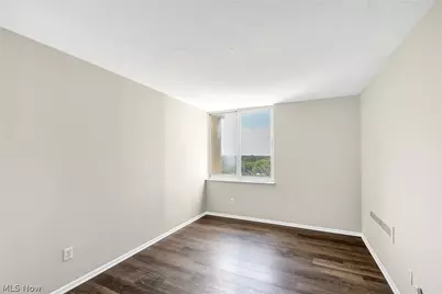 12900 Lake Avenue #1415, Oakwood, OH 44107 - Photo 16