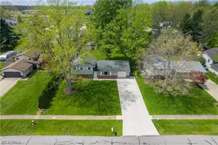 6974 Wil-Lou Ln, North Ridgeville, OH 44039 - Photo 2