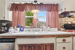 3811 SW State Route 258, Newcomerstown, OH 43832 - Photo 8