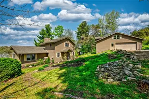 2873 Lodge Rd SW, Sherrodsville, OH 44675 - Photo 4