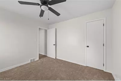 7511 Wooster Pky, Parma, OH 44129 - Photo 14