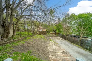 45 Walter St, Campbell, OH 44405 - Photo 20