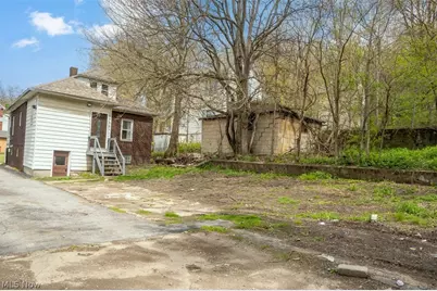45 Walter Street, Campbell, OH 44405 - Photo 18