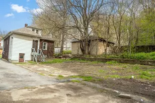 45 Walter St, Campbell, OH 44405 - Photo 18