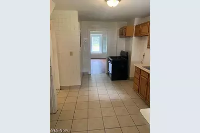 1796 Cumberland Road, Cleveland Heights, OH 44118 - Photo 12