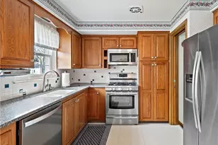 4466 W 215th St, Fairview Park, OH 44126 - Photo 12