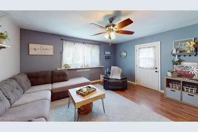 407 Maplewood Drive, Willowick, OH 44095 - Photo 2