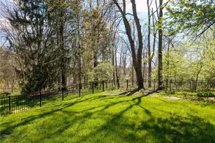 1180 Meadow Spur, Akron, OH 44333 - Photo 12