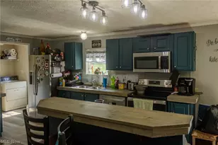 5762 Wadesville Rd, Belleville, WV 26133 - Photo 18