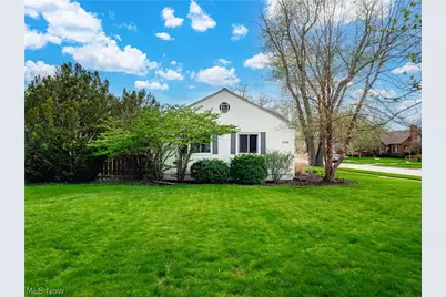 4765 W 220th Street, Fairview Park, OH 44126 - Photo 4