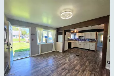 251 N Beverly Avenue, Youngstown, OH 44515 - Photo 4