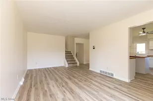5258 Main Ave, North Ridgeville, OH 44039 - Photo 14