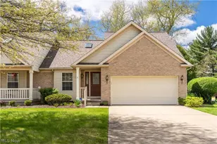 4417 Dalbury Ave NE, Canton, OH 44714 - Photo 2