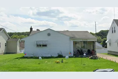 1123 Ivanhoe Avenue, Youngstown, OH 44502 - Photo 1