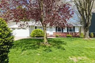 2357 Woodpark Rd, Akron, OH 44333 - Photo 4