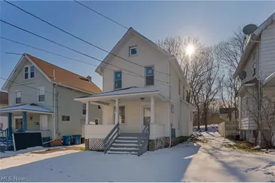 306 Maplewood Avenue, Struthers, OH 44471 - Photo 2