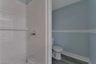306 Maplewood Ave, Struthers, OH 44471 - Photo 22