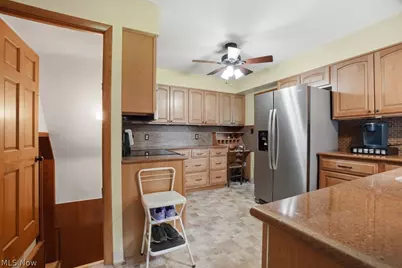 3211 Ridgewood Avenue, Ashtabula, OH 44004 - Photo 8