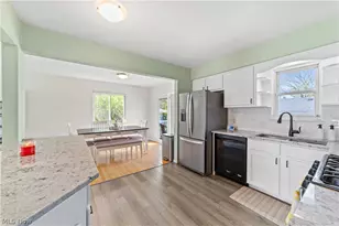 4040 W 213th St, Fairview Park, OH 44126 - Photo 12