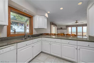 4601 Compass Rose #30, Vermilion, OH 44089 - Photo 12