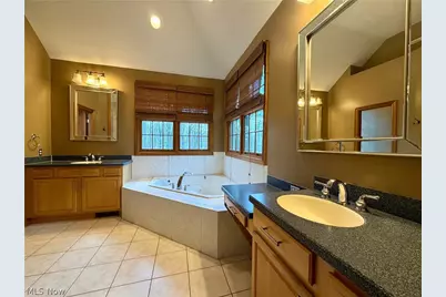 11625 Regent Park Drive, Chardon, OH 44024 - Photo 26