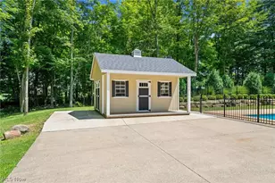 11625 Regent Park Dr, Chardon, OH 44024 - Photo 46