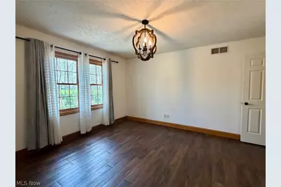 11625 Regent Park Drive, Chardon, OH 44024 - Photo 32