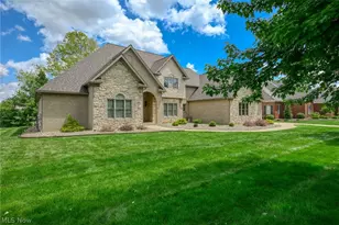 4966 Abbey Church Ave NW, Canton, OH 44718 - Photo 2