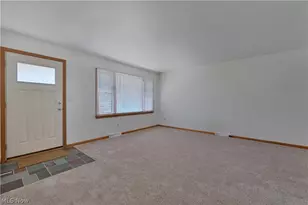 4576 Alderwood Dr, Canfield, OH 44406 - Photo 4