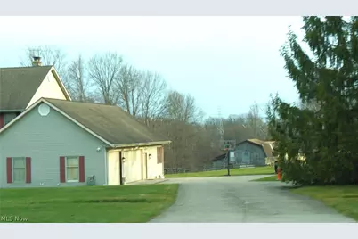 39335 Bainbridge Road, Solon, OH 44139 - Photo 4