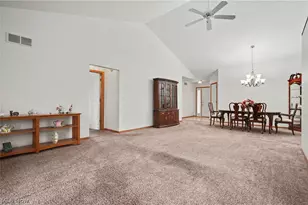 445 E Reserve Dr, Cuyahoga Falls, OH 44223 - Photo 6