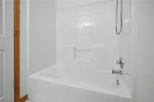 445 E Reserve Dr, Cuyahoga Falls, OH 44223 - Photo 28