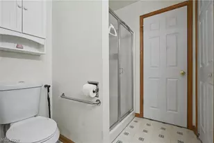 445 E Reserve Dr, Cuyahoga Falls, OH 44223 - Photo 24
