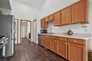 445 E Reserve Dr, Cuyahoga Falls, OH 44223 - Photo 14