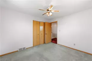 8230 Reed Ave, Garfield Heights, OH 44125 - Photo 16