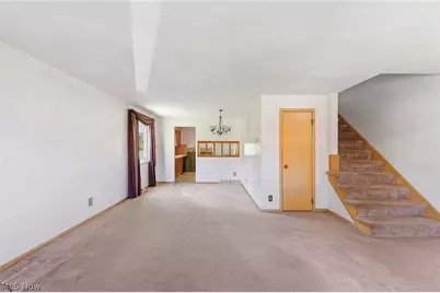 8230 Reed Avenue, Garfield Heights, OH 44125 - Photo 32