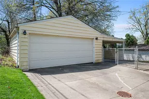 8230 Reed Ave, Garfield Heights, OH 44125 - Photo 46